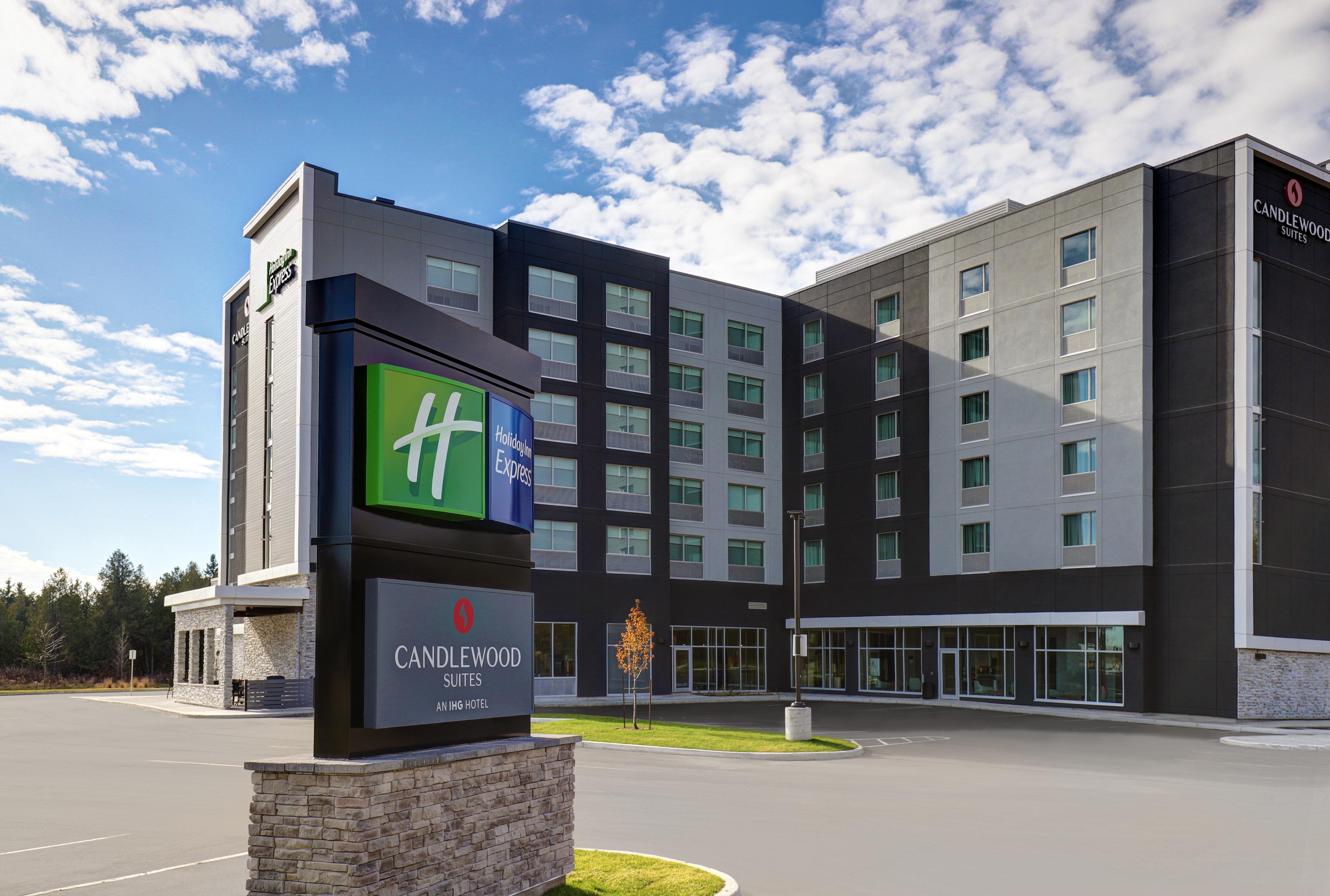 Candlewood Suites - Kingston West, An Ihg Hotel Extérieur photo